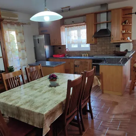 Apartman Ivo * סופטאר
